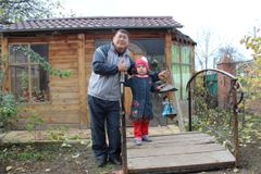 Богдраева Арина с папой.